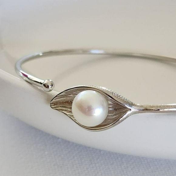925S Silver 10mm Real Cultured White Freshwater‎ Pearl Solitaire Bangle Bracelet - Picture 2 of 14